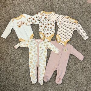 6-9 M Baby Girl Lot Bundle Sunflower